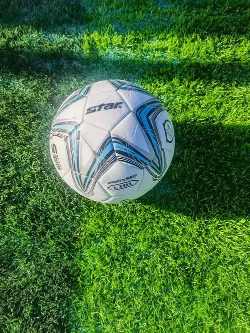 足球比分预测软件使用流程示意图